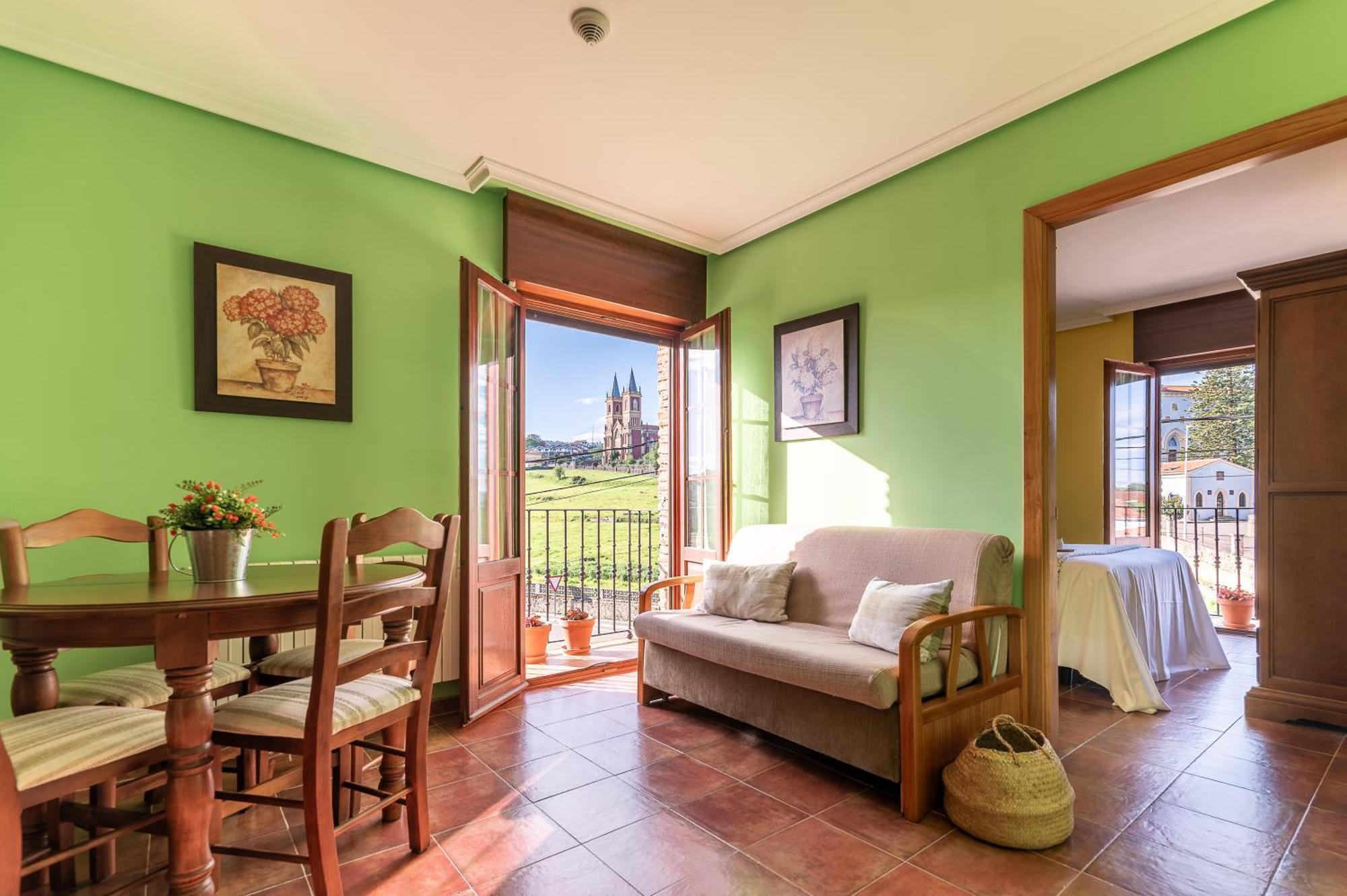 Apartamentos El Cruce De Moraton Cóbreces エクステリア 写真