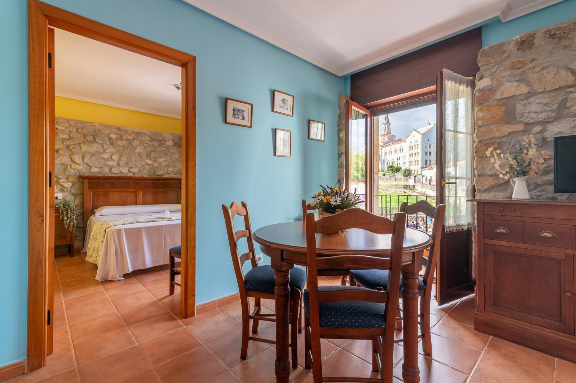 Apartamentos El Cruce De Moraton Cóbreces エクステリア 写真
