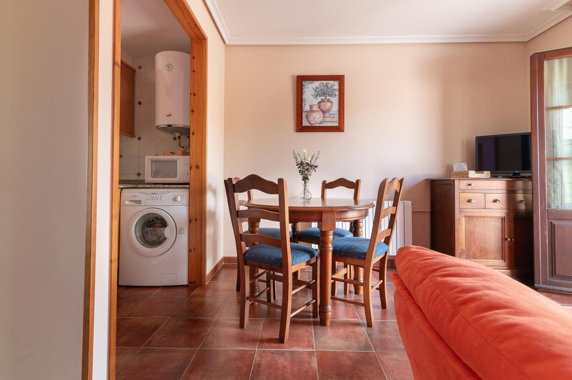 Apartamentos El Cruce De Moraton Cóbreces エクステリア 写真